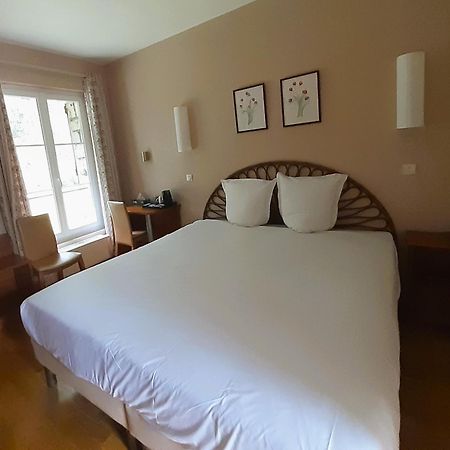 Hostellerie Du Lys Lamorlaye Eksteriør billede