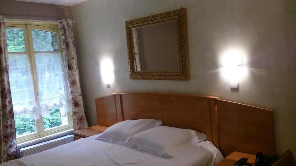 Hostellerie Du Lys Lamorlaye Eksteriør billede